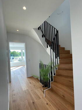 Faltwerktreppe mit Parkett OG - 
