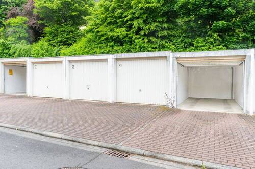 Garage - 