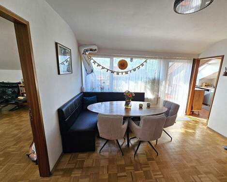 Esszimmer - 3 Zimmer Etagenwohnung zum Kaufen in Stuttgart