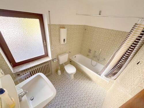Badezimmer OG Wohnung - 