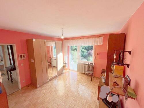 Schlafzimmer 3 OG Haupthaus - 