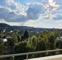 Erstbezug nach Renovierung: 2-Zimmer-Wohnung mit Balkon und toller Aussicht zentrumsnah in Landshut*