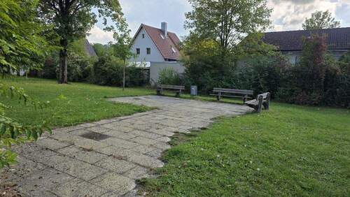 Sitzplatz im Gemeinschaftsgarten - 