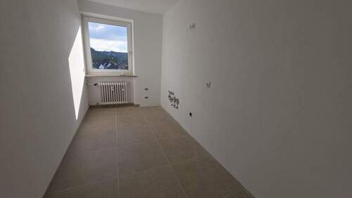 Küche mit Fenster - 