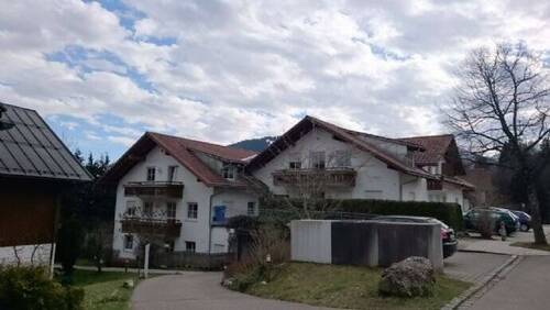 Haus - Wohnen in gepflegten Mehrfamilienhaus