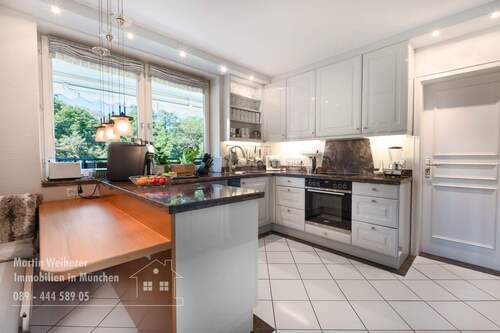 Küche mit Frühstücksecke - 