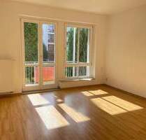 +++ ATTRAKTIVE WOHNUNG MIT BALKON AUF EINER RUHIGEN NEBENSTRASSE +++ - Chemnitz Lutherviertel