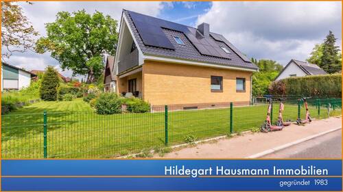 Hausansicht - Modernisiertes Einfamilienhaus in ruhiger Wohnlage nahe dem Alstertal!