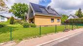 Hausansicht - 4 Zimmer Einfamilienhaus zur Miete in Hamburg