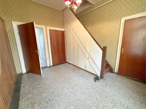 Diele - Einfamilienhaus mit 125,00 m&sup2; in Achim zum Kaufen