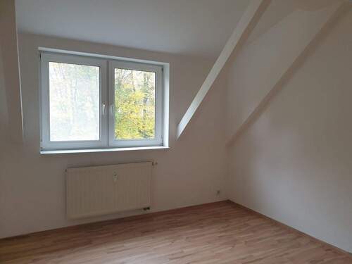 Schlafen.jpg - 2 Zimmer Etagenwohnung zur Miete in Wildenfels