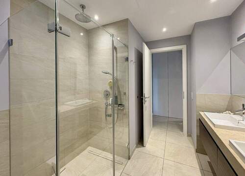 Duschbad 1 weitere Ansicht - 