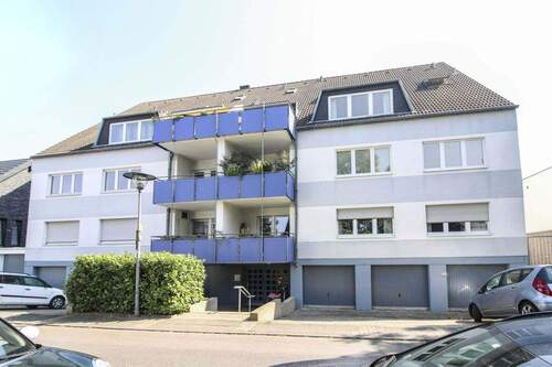 Vorderansicht - 7 Zimmer Etagenwohnung zum Kaufen in Köln