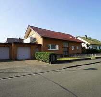 Sofort bezugsfertig mit 2 Wohneinheiten in ruhiger Wohnlage in Paderborn-Sennelager - Paderborn / Sennelager