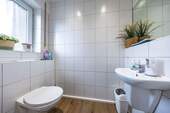 Gäste-WC - Reihenendhaus mit 125,00 m&sup2; in Meerbusch zur Miete
