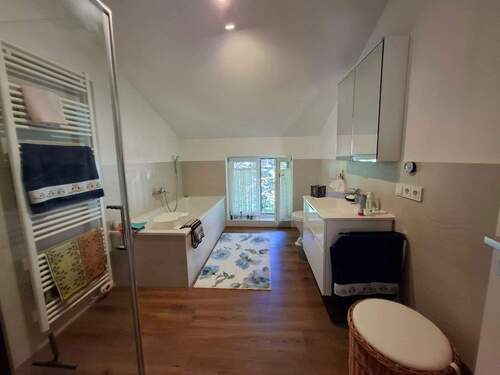 Masterbad mit Badewanne - 
