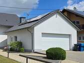 Doppelgarage mit Solaranlage - 