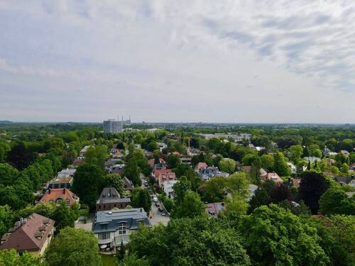 Über den Dächern - Wohn- und Geschäftshaus - Real geteilt in 10 Wohnungen und 5 Gewerbeeinheiten mit Tiefgarage