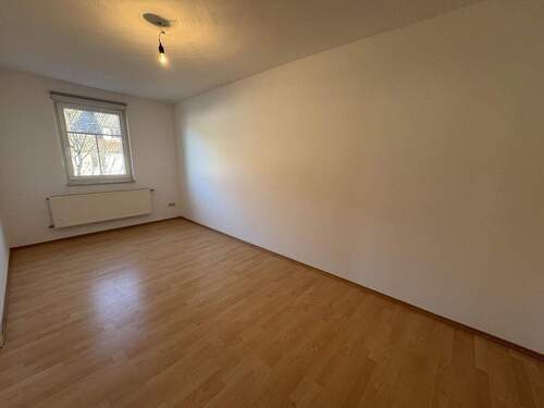 Zimmer Wohnung 2.OG - 