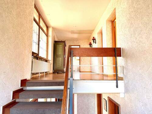 Aufgangstreppe ins OG - 