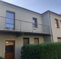 2-Raum-Wohnung mit Terrasse & Stellplatz in Dresden-Cotta