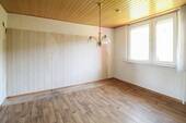 Wohnzimmer - 3 Zimmer Etagenwohnung zum Kaufen in Krefeld