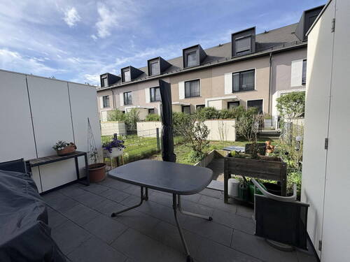 Bild 1 - Reihenmittelhaus am Waldrand - 595.000,00&nbsp;EUR Kaufpreis, ca.&nbsp; 145,00&nbsp;m&sup2;&nbsp;Wohnfl&auml;che