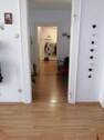 Blick vom Wohnzimmer zur Garderobe - 