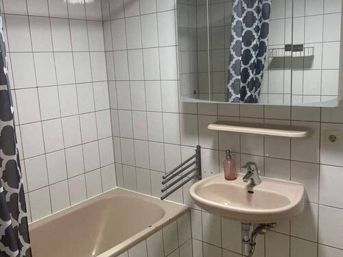 Bad - 3 Zimmer Etagenwohnung in Fürth