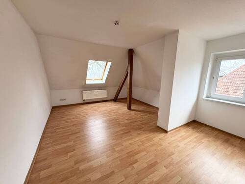 Wohnzimmer - 2 Zimmer Etagenwohnung in Leisnig