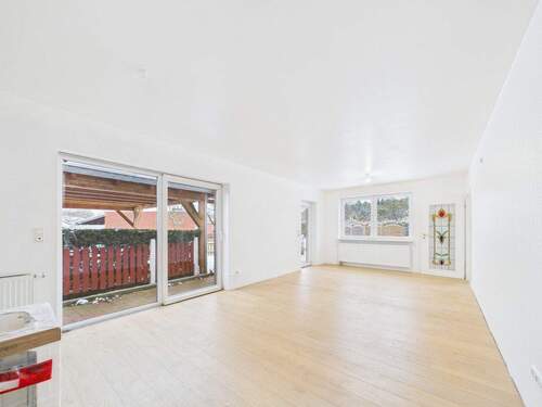 Wohnzimmer - Komfort in Groß Grönau: Terrasse, Carport & Glasfaser - Ideal Paar oder Single, Nähe Uni & Lübeck