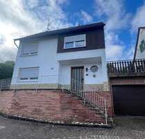 Top-Gelegenheit! Einfamilienhaus mit großem Grundstück in Lauterecken zu verkaufen