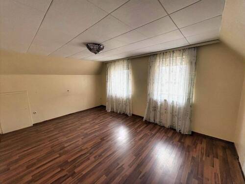Schlafzimmer DG - 