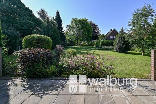 27 Blick von der Terrasse aus - 