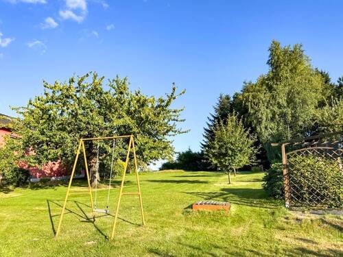 - im Grünen - 7 Zimmer Mehrfamilienhaus, Wohnhaus zum Kaufen in Lichtenberg