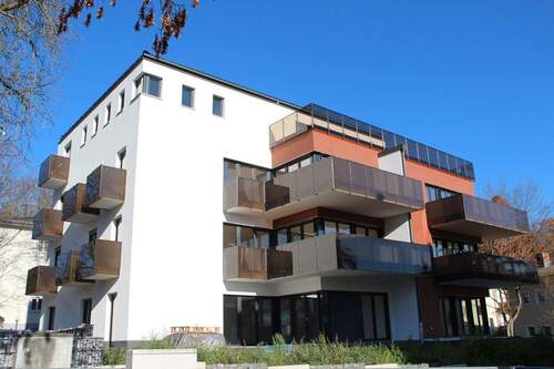 Bild 1 - 3 Zimmer Whg in schönster Neroberg Lage