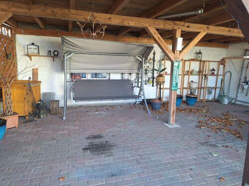 überdachter Freisitz - 