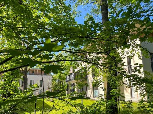 Nachbar links (1) - Grundstück in Dresden zum Kaufen