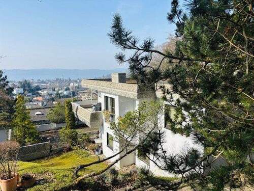 Aussenansicht - Familienfreundliche 4,5-Seesicht-Wohnung mit großer Dachterrasse