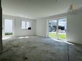 Wohnbereich - Doppelhaushälfte mit 137,00 m² in Osterhofen zum Kaufen