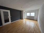 Wohnzimmer - 2 Zimmer Etagenwohnung zum Kaufen in Heubach