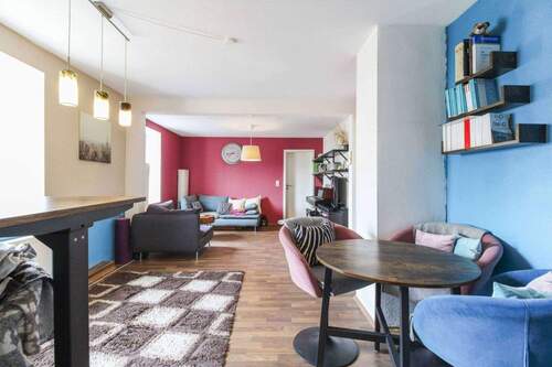 Offener Wohn- und Essbereich - 2 Zimmer Etagenwohnung in Oppenweiler