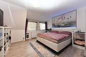 geräumiges Schlafzimmer - 