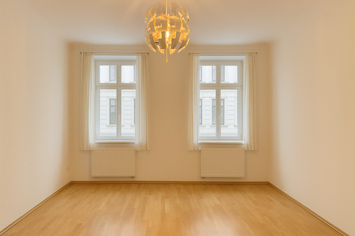 Wohnzimmer (dig. beräumt) - 