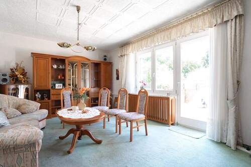 Wohnzimmer EG - Mehrfamilienhaus, Wohnhaus mit 155,00 m&sup2; in Güstrow zum Kaufen