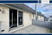 Süd Balkon - Stilvolle 4-Zimmer-Altbauwohnung mit Balkon, Kamin & Ausbaureserve in Velbert-Mitte