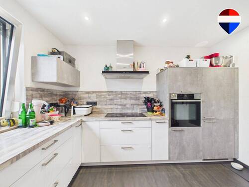 REMAX Immobilien DeLux Einfamilienhaus Küche Merchweiler Mark Borowicz - Doppelhaushälfte mit 90,00 m&sup2; in Merchweiler zum Kaufen