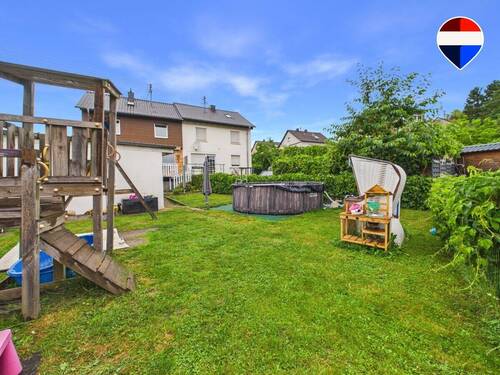REMAX Immobilien DeLux Einfamilienhaus Garten Merchweiler Mark Borowicz - 