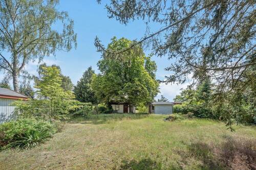 Blick auf den vorderen Grundstücksteil - Grundstück in Berlin zum Kaufen