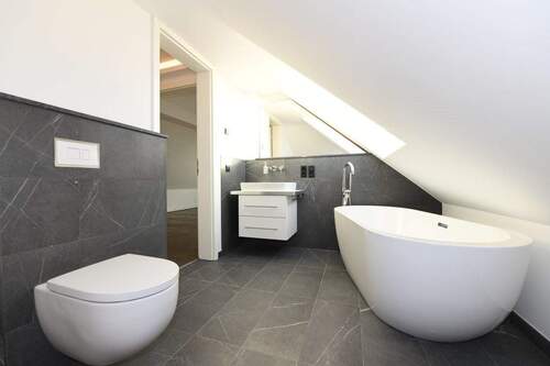 Bad obere Ebene - Etagenwohnung mit 102,70 m&sup2; in Leipzig zur Miete